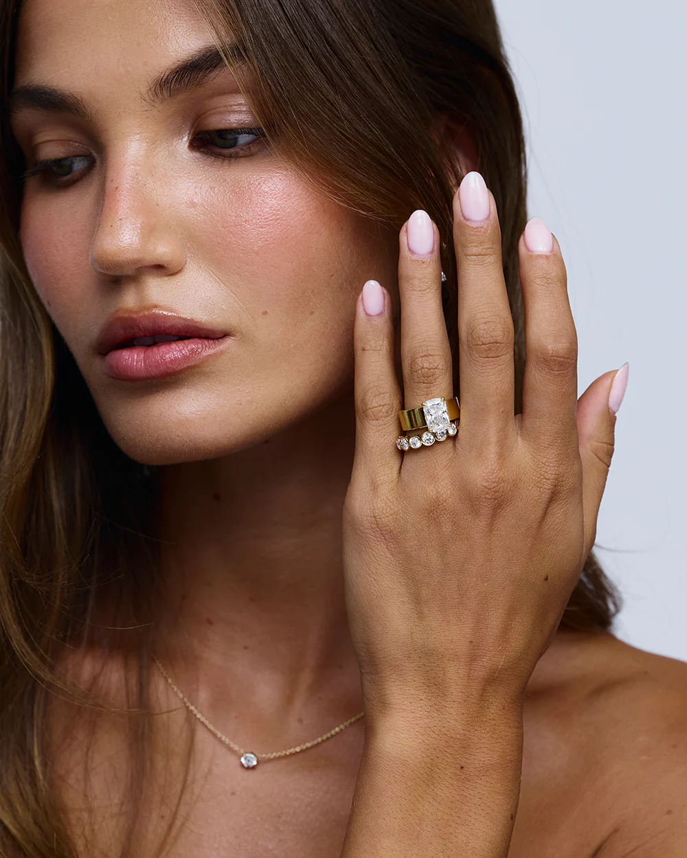 Arissa Round Bezel Diamond Ring - Image 7