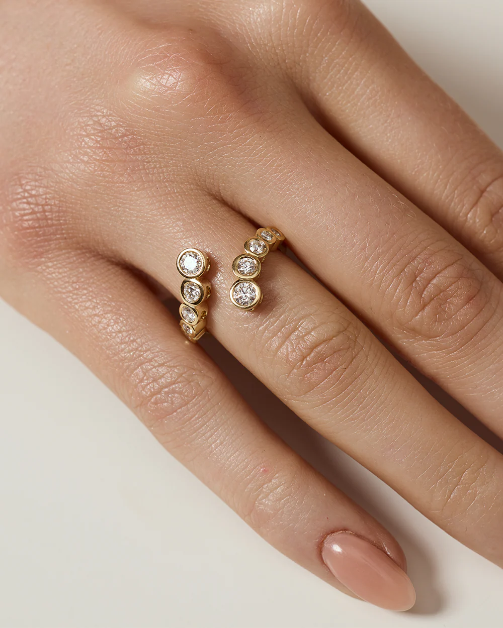 Elodie Round Bezel Wrap Ring - Image 3