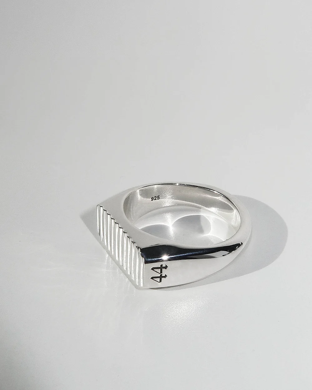 Groove Signet Ring - Image 8