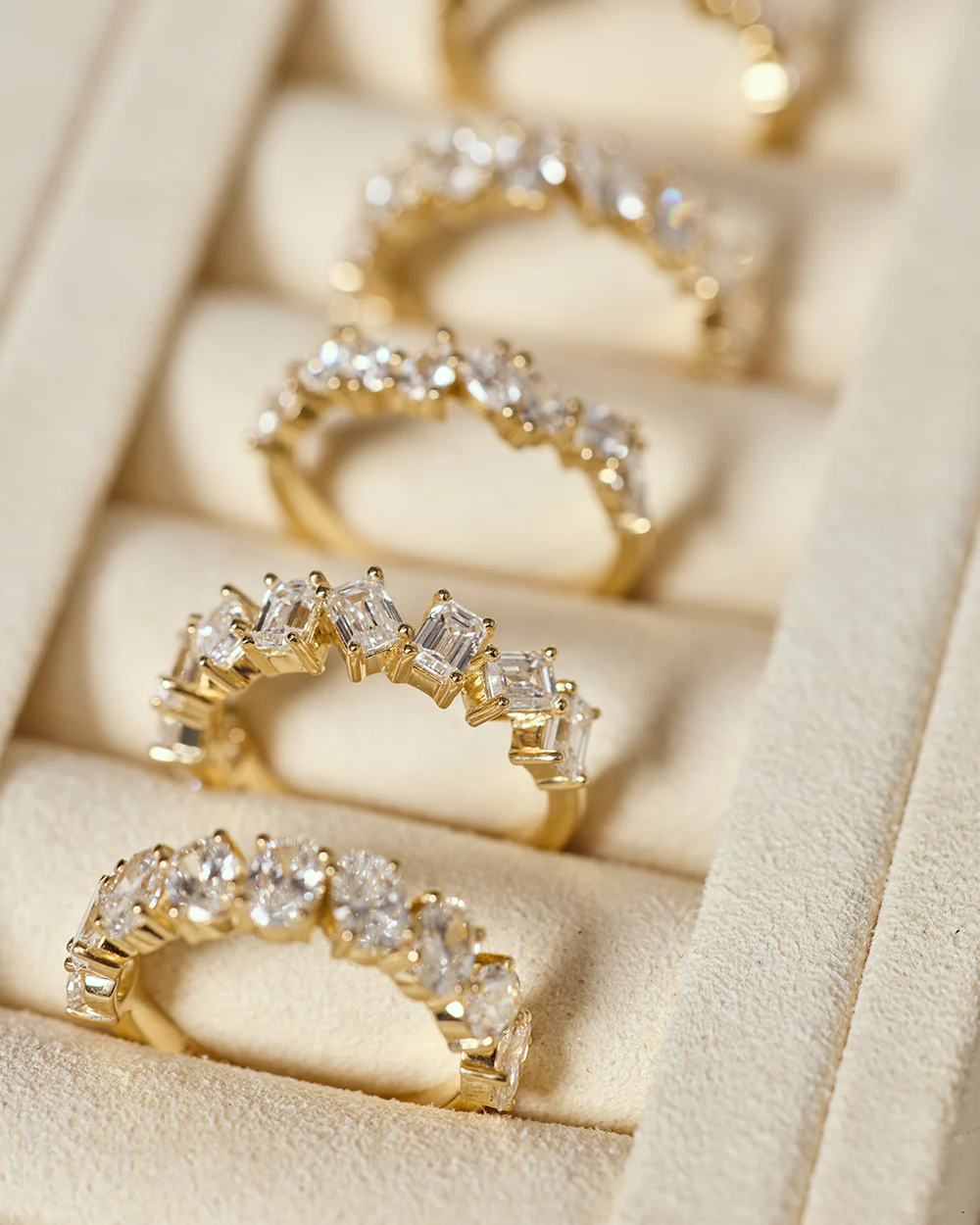 Odette Oval - Image 11