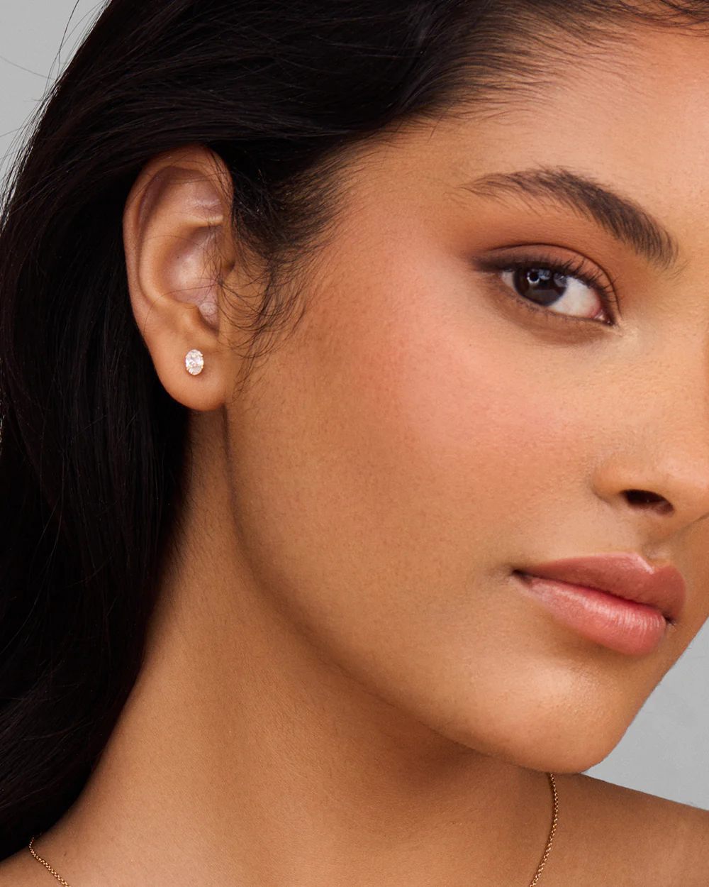Oval Diamond Earrings - Claw - Image 3