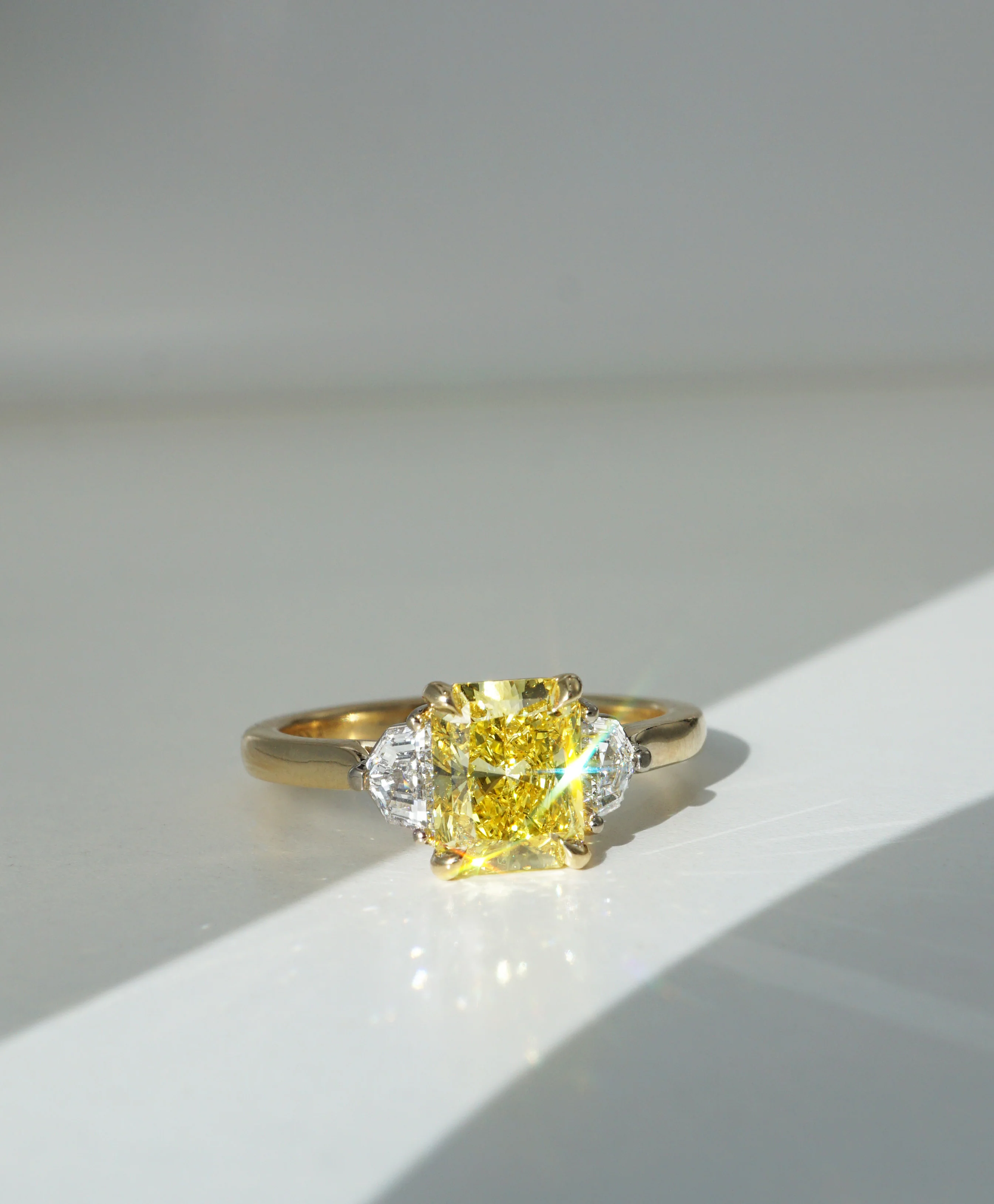 Radiant 1.59ct Yellow Diamond Trilogy Engagement Ring - Image 4